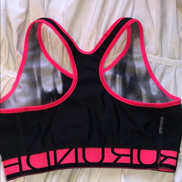 Reversible Under Armor sports bra! - Picture 2 of 4